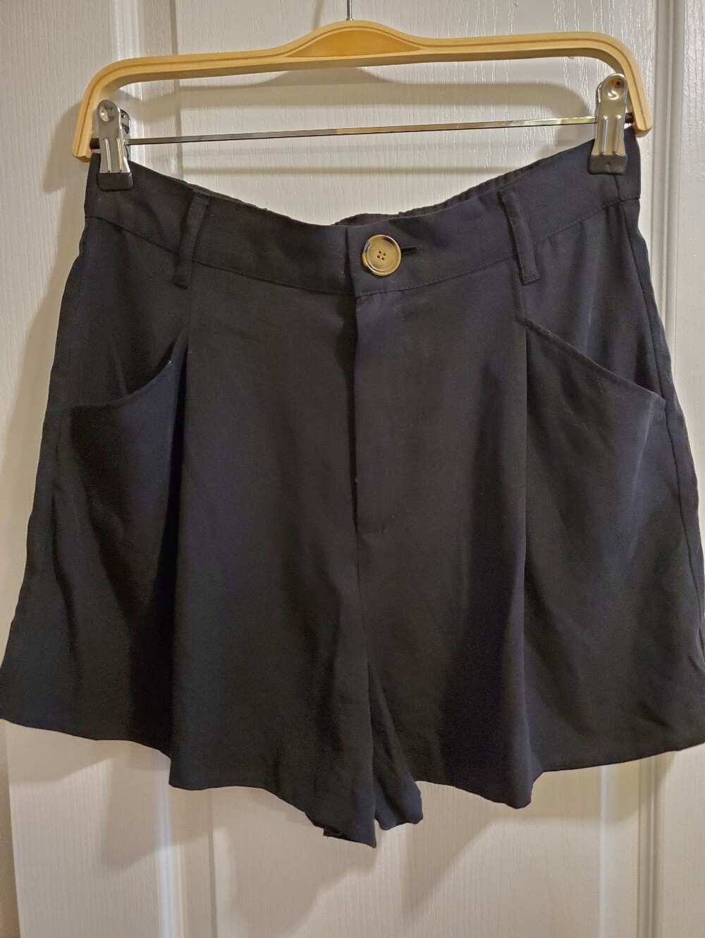 Zara Black High-Waist Shorts